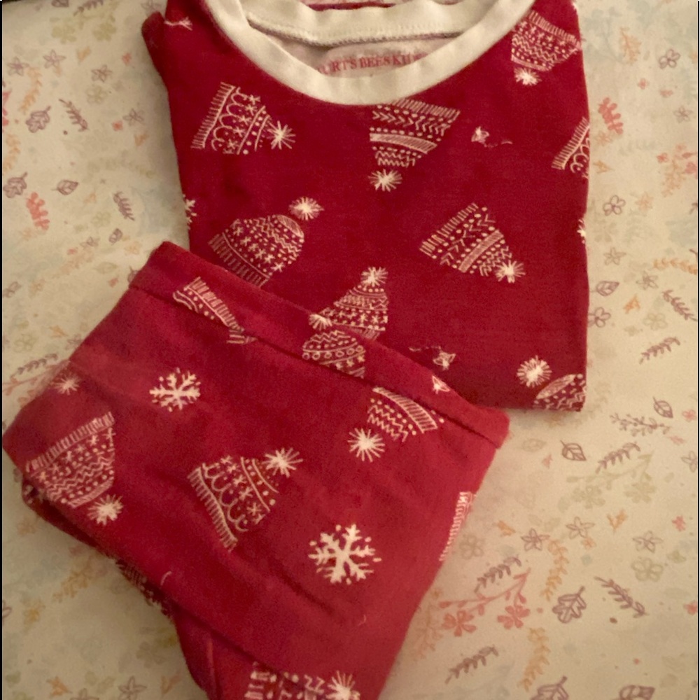 Burts bees size 5 pajamas